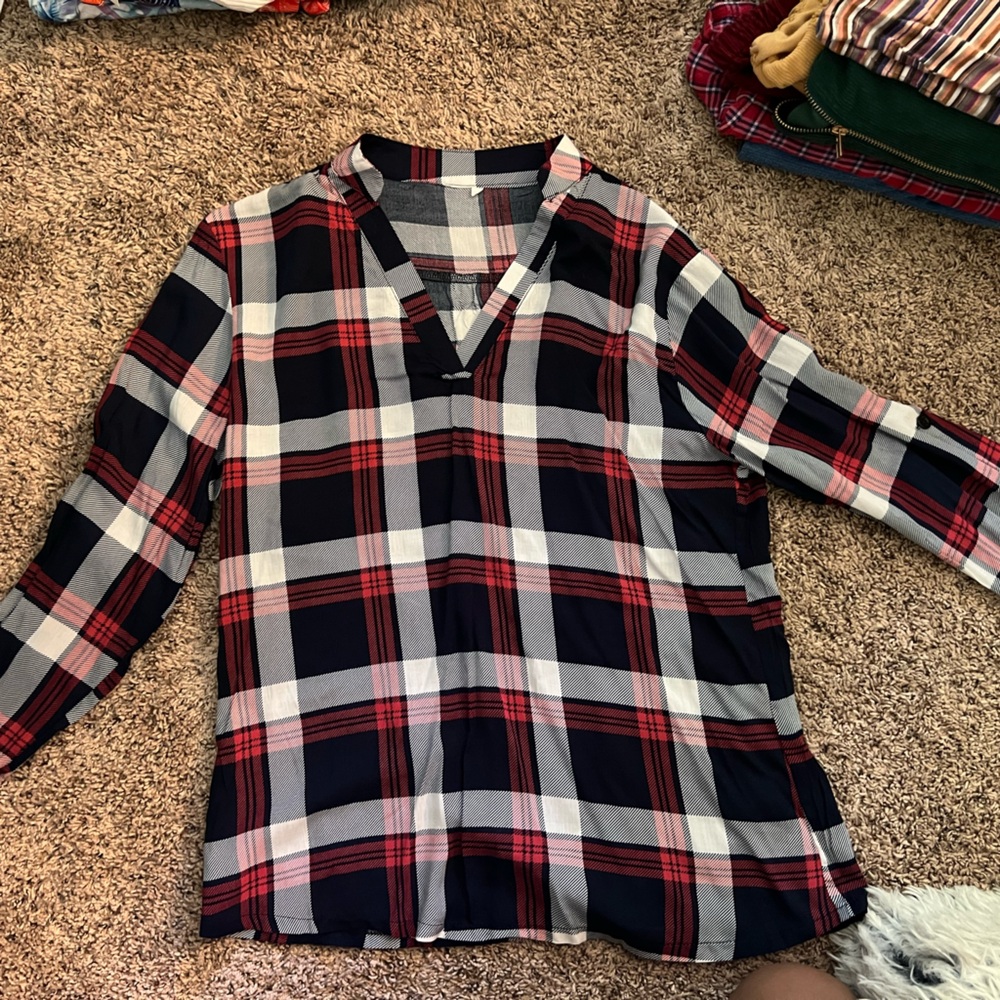 Plaid V-Neck Long Sleeve Shirt